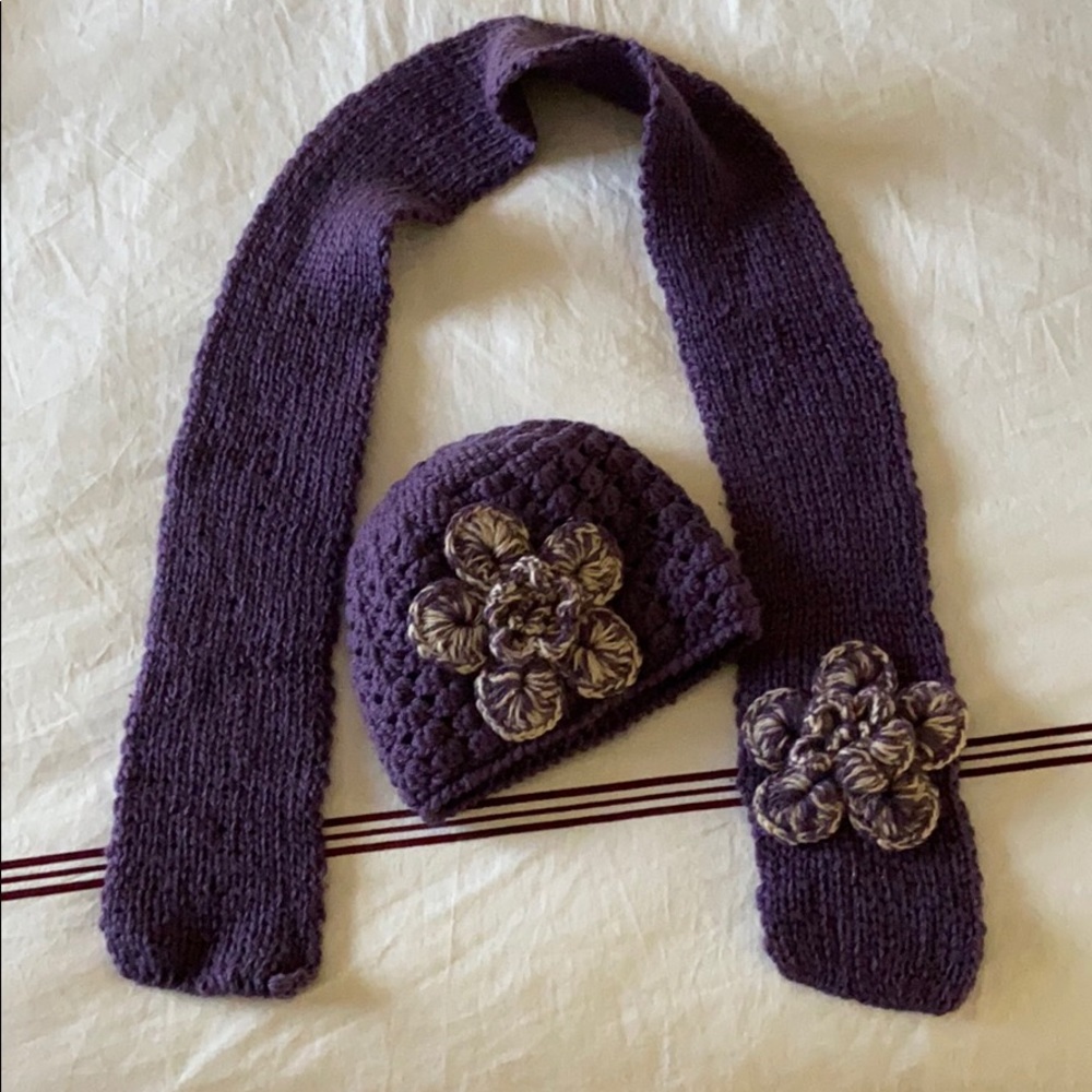 Knitted Beanie and scarf